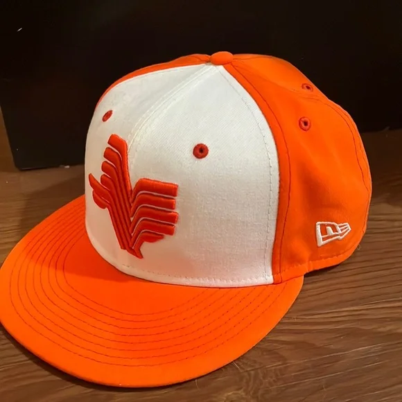 Whataburger x New Era Fitted Cap 🔥 RARE 🔥